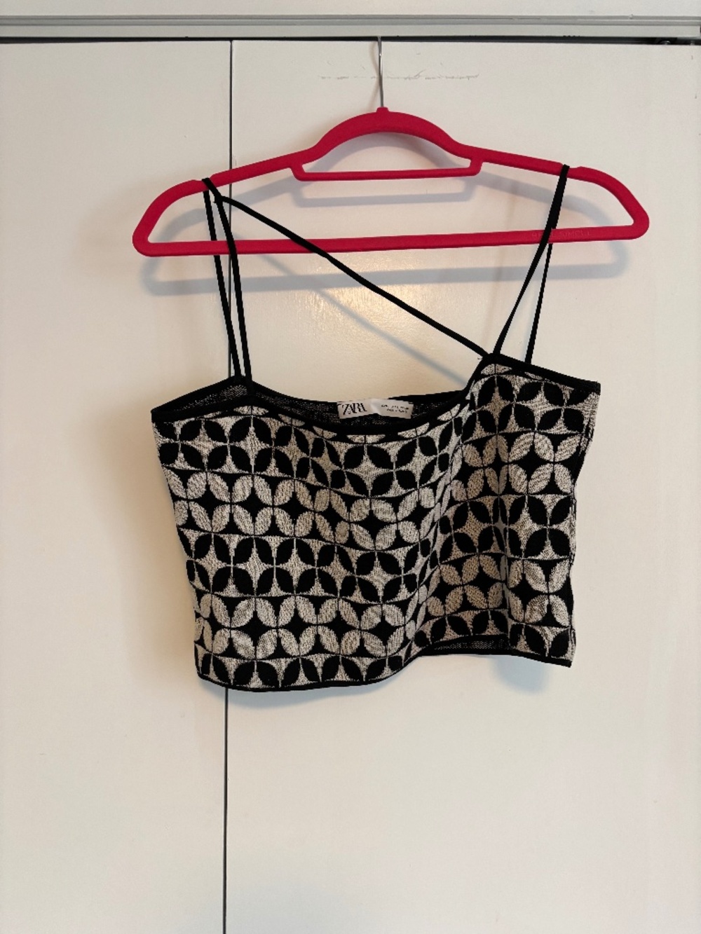 Zara Cropped Black And White Geometric Abstract Tank Top